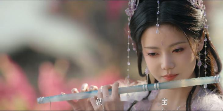 《师兄太稳健》赵公明第一次出场的时候，本来没什么特别的，但是当屏幕上出现赵恭鸣三个字的时候，很多网友
