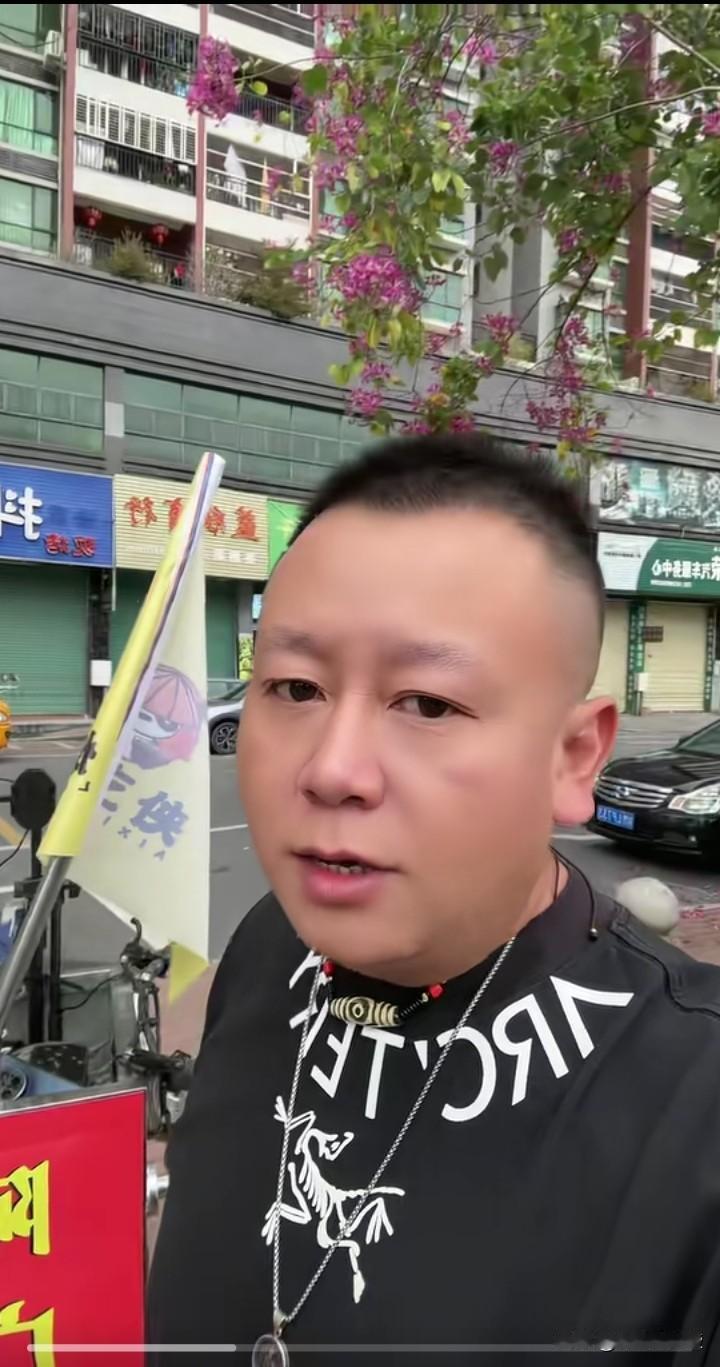 中国徒步超长距离远行第一人，广东梅州兴宁市阿斌，这次从兴宁出发将全程徒步经西藏进