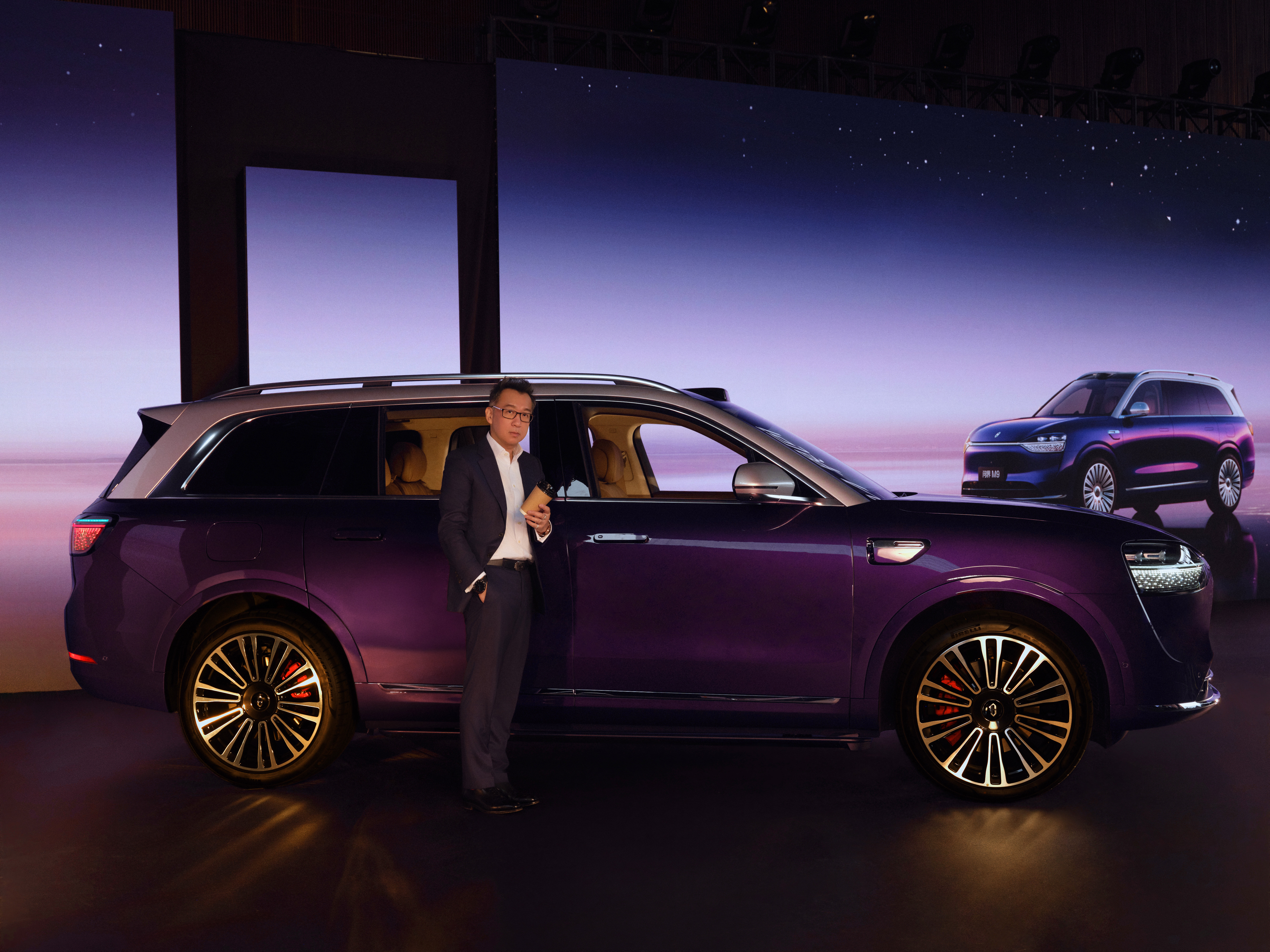 今天刚结束的“问界M9星光之夜”，没有炫目的舞台，主角是一群真实车主。...