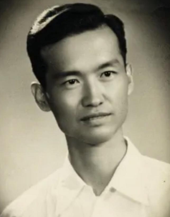 1947年,国军少校被俘,押送到连部,连长正要问话,他却先说:“同志,你级别低,