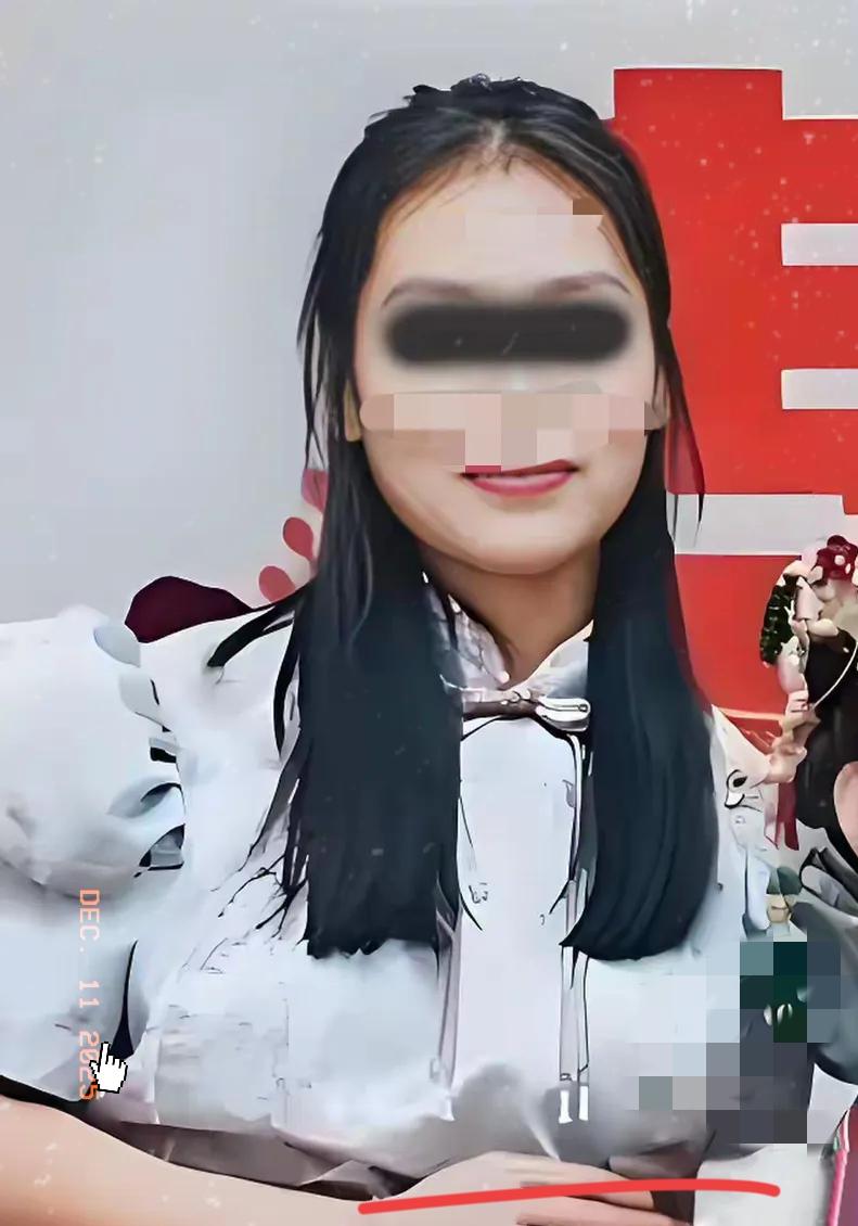 金毛被判后，白三姐的下场惨了整个事件的导火索也是因为金毛的小三白某引起，她明知