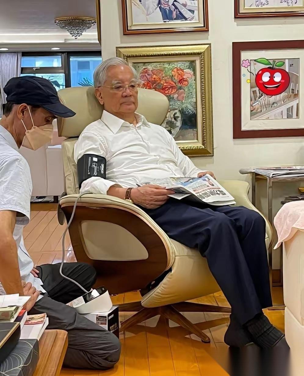 中国国民党原主席连战，如今已是90岁高龄，90岁的连战，现在很少出门了，身边人透