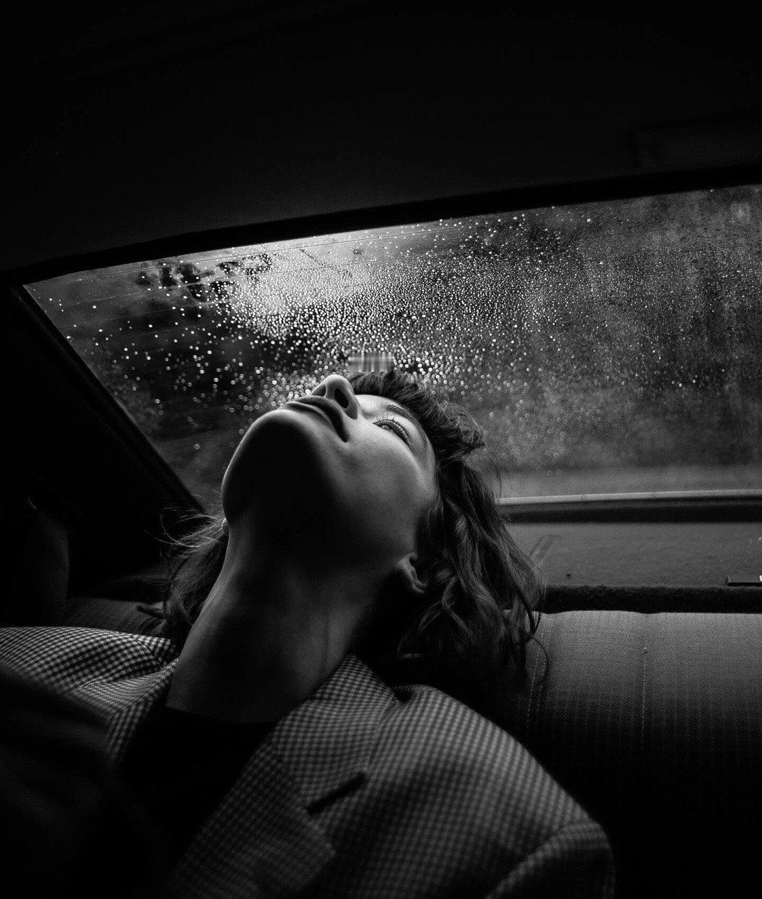 以前叫穷，现在叫消费降级；以前叫装，现在叫立人社；以前叫跟风，现在叫打卡；以前叫