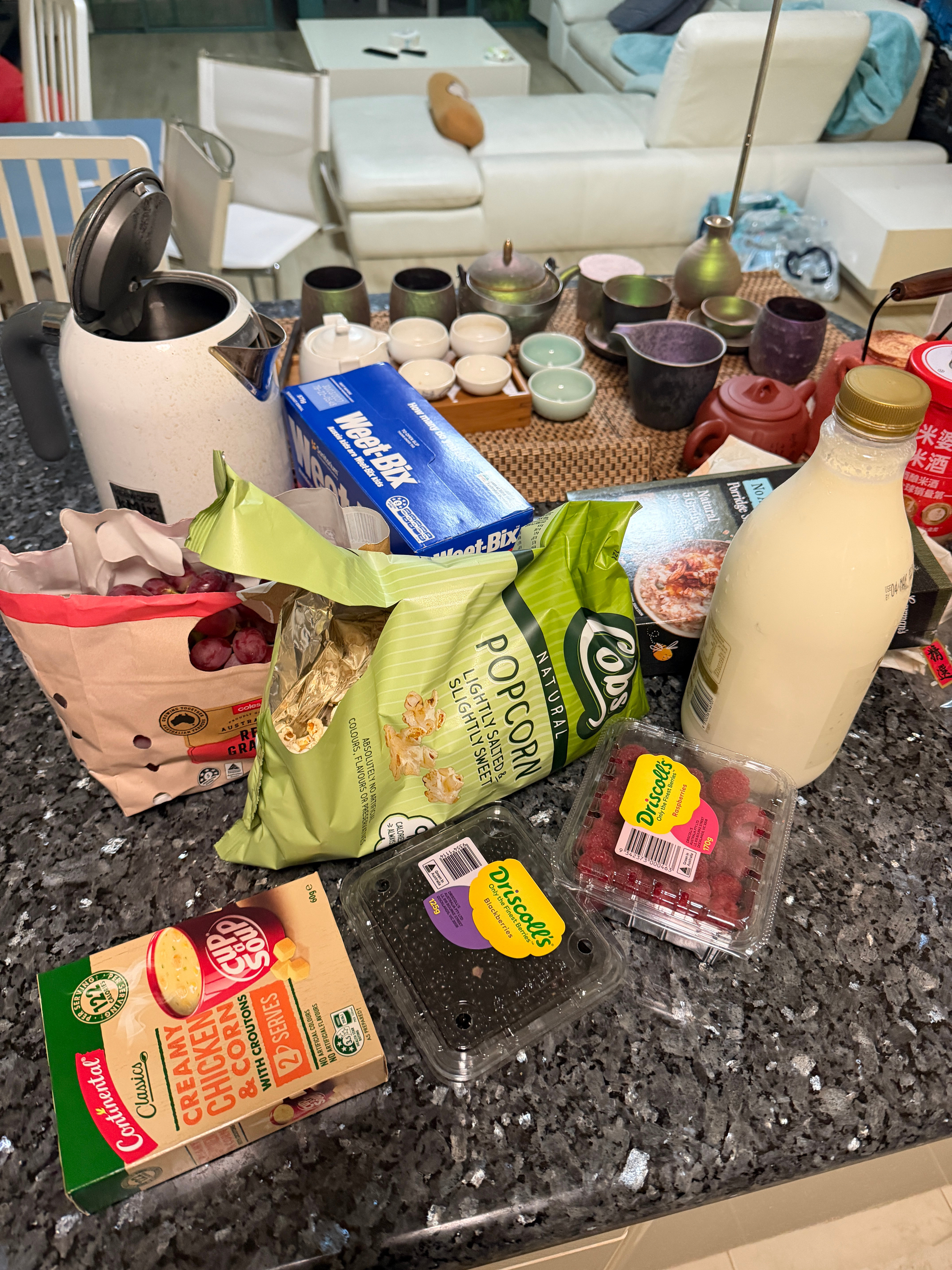 我做的饭……去超市真的不配我买任何菜太浪费粮食了只能买水果牛奶凑合活着