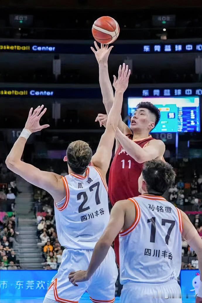 果然不查不知道关于余嘉豪回国参加全运会网友又发现一个真相，那就是这是西乙俱