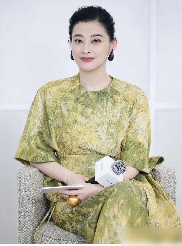 梅婷51岁刚霸屏央视收视第一！演现代剧却没人提？你最近刷《好好的时光》没？她