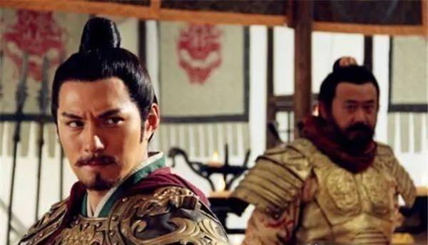 公元329年,石勒生擒皇帝刘曜,杀气腾腾地指着刘曜说道:“如果你能让你的儿子带着