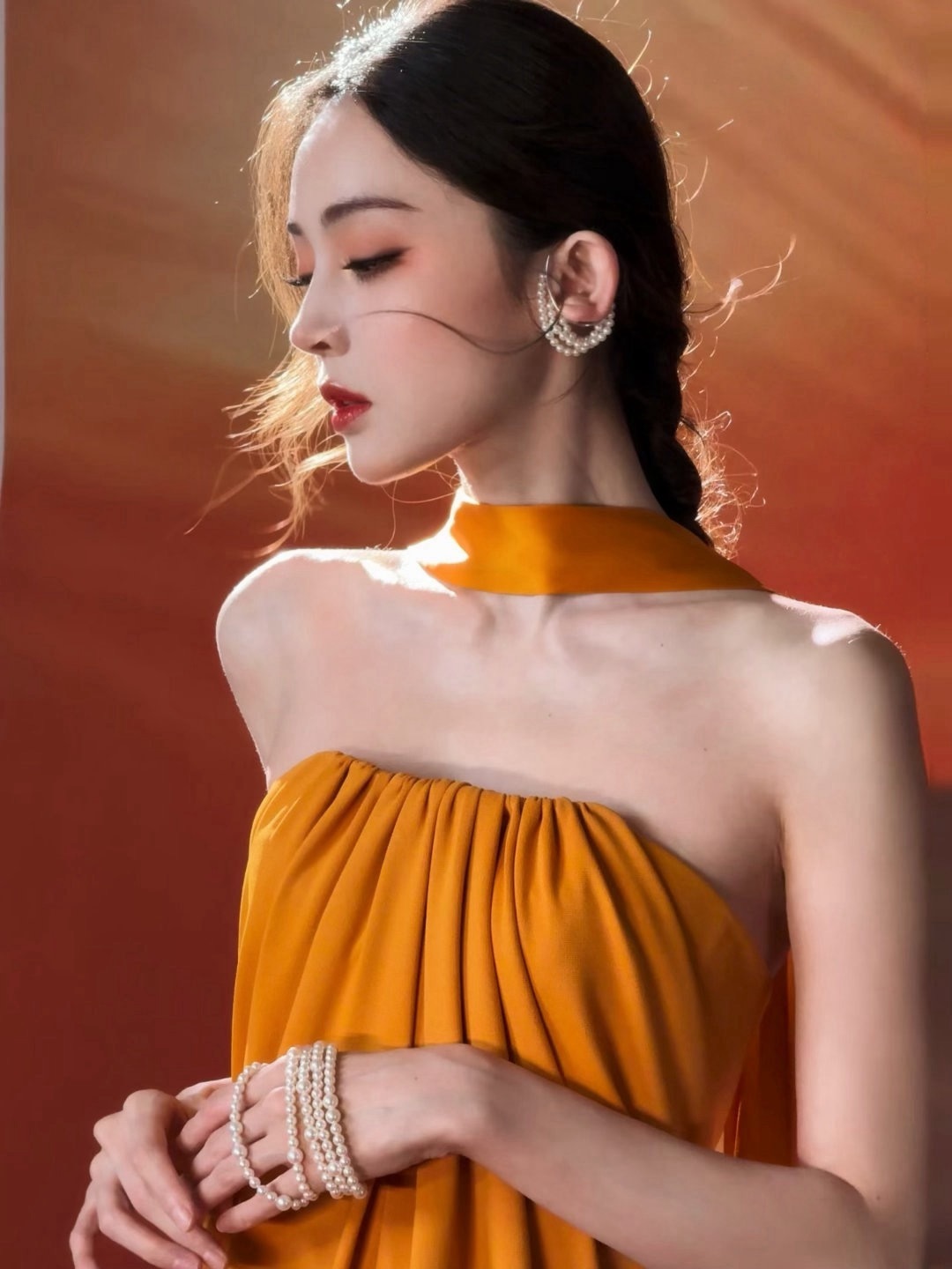 娜扎又出神图了娜扎把橙色穿得好高级​​​