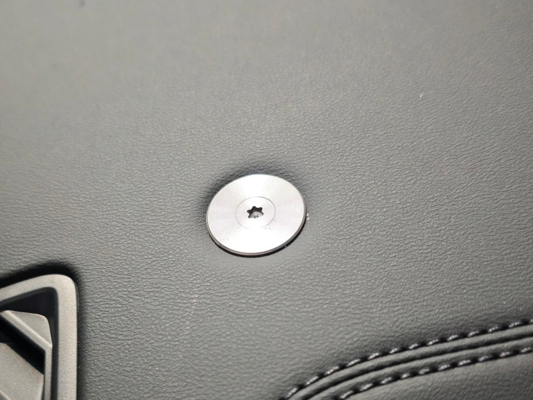 去年，比亚迪海狮06的销量非常猛，2个月5万、100天10万，也创造了国内不加定