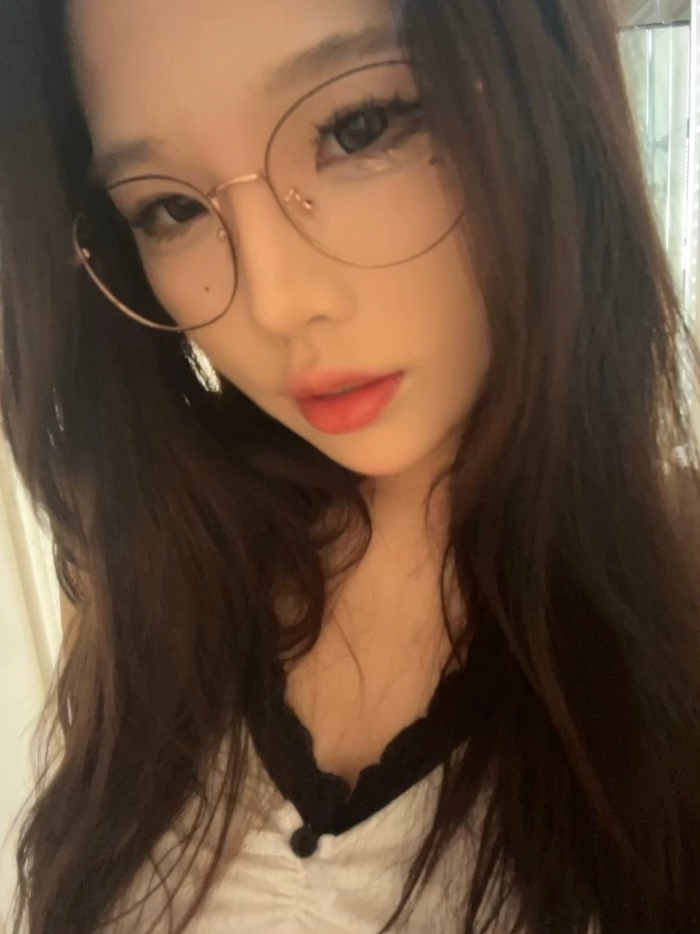 小心点御姐要出门了​​​