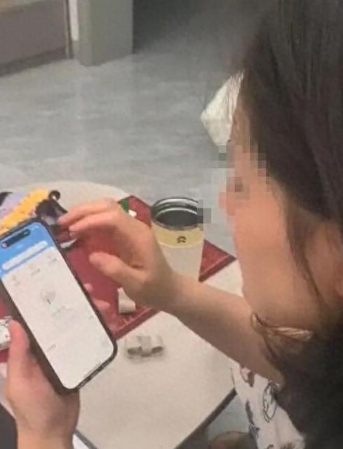 这事简直离谱到家！7月2日，安徽28岁的刘女士去办失业金申领，直接被工作人员驳回