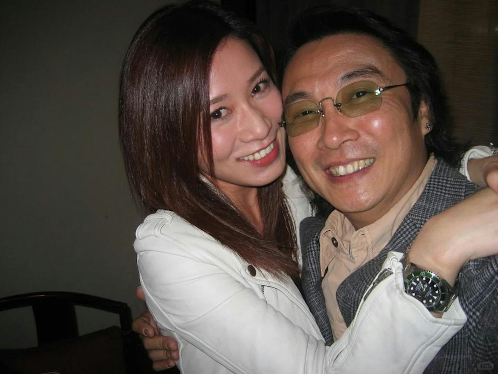 佘诗曼入行近30年，从当年的港姐季军蜕变成如今的“收视保证”，除了自身努力，一