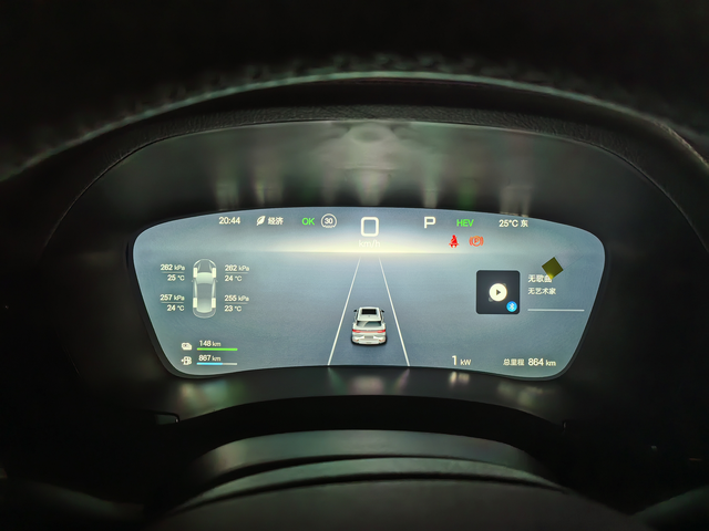 宋plusDMI16025非智驾版终于提车了，4儿子店裸车价给了13.28，因