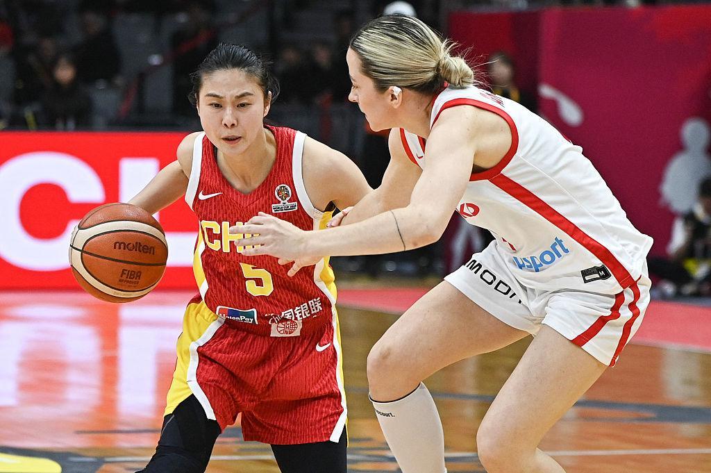 中国女篮传来三个消息，第2个消息最让球迷为之兴奋：中国女篮今晚对捷克真正值得