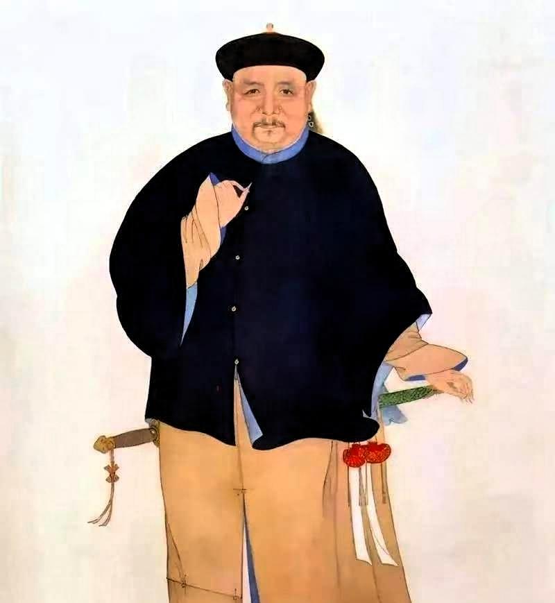 清朝一将军卸甲归田，发现祖宅被恶霸占了一半，他假装没看见，跟随多年的亲兵心中不平