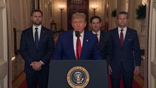 白宫这次终于还是认怂了！就在全美陷入一片混乱之际，特朗普突然签下了一道命令，主动