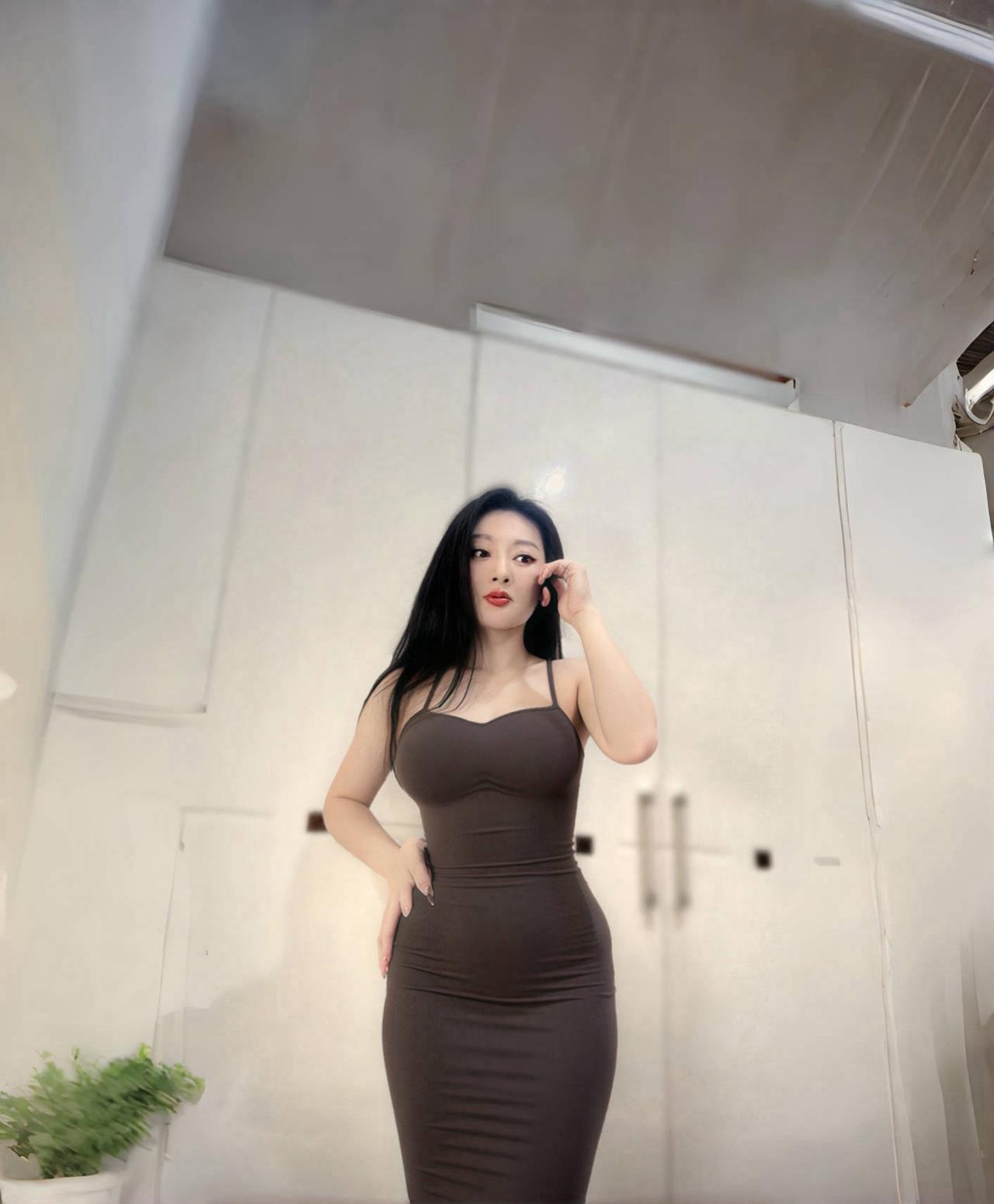 夏天该有的样子辣妹完美身材