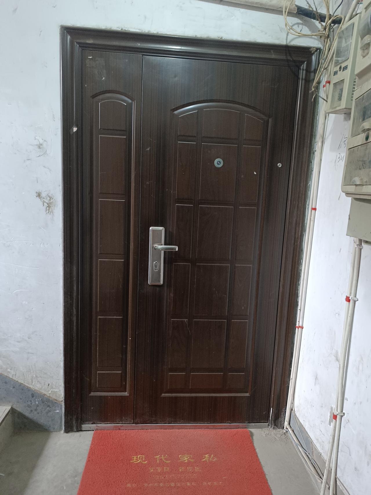 老丈人死了能贴春联吗？春节回老家，发现一户人家没有贴春联，听说是老丈人去世了