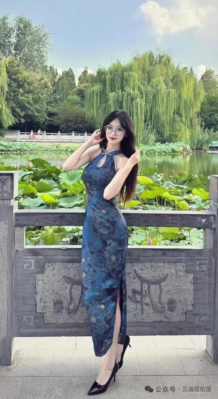 颜值cos:灯火可亲处，候一知己共半生温柔