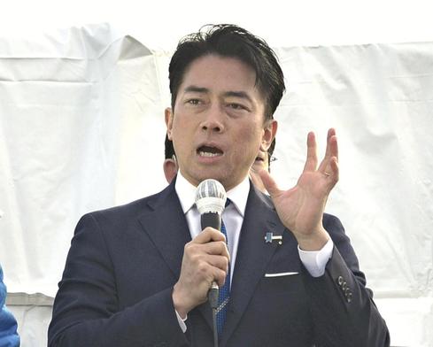 2月6日，日本防卫相小泉进次郎发表演讲，他透露说：“我去年与高市早苗竞选自民党总