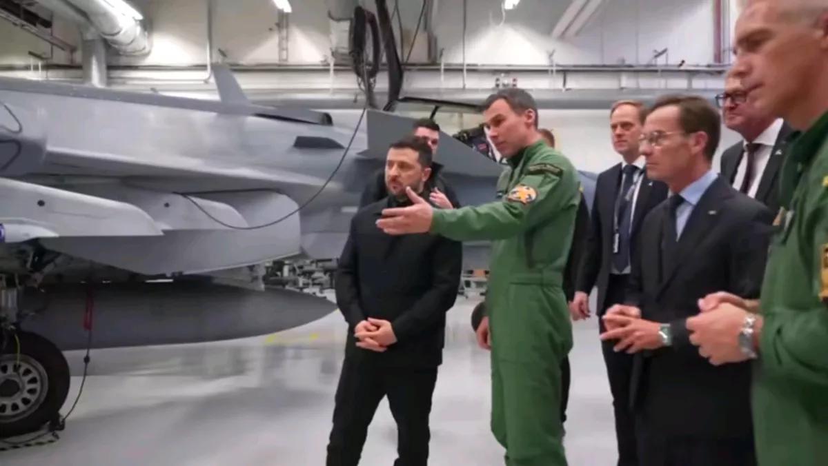 《金融时报》报道，瑞典加拿大将联合为乌克兰制造战斗机。当地时间17日，加拿大