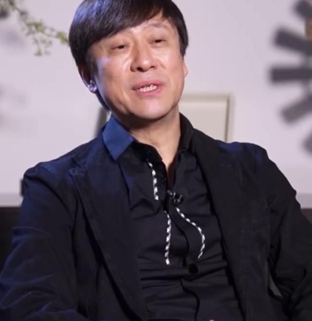 老歌手遇萌娃！解晓东要和小酒窝合唱《中国娃》了[比心][赞]2025大湾区电影