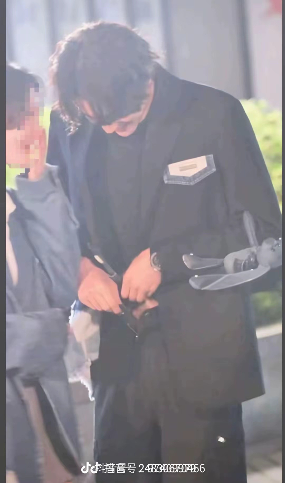 哥哥好有男人味。