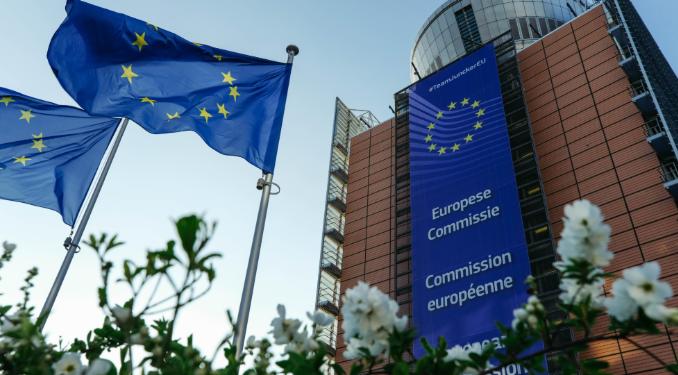 针对中国，欧盟正式官宣了：禁止中国参与涉及AI、量子计算、半导体和生物技术这四大