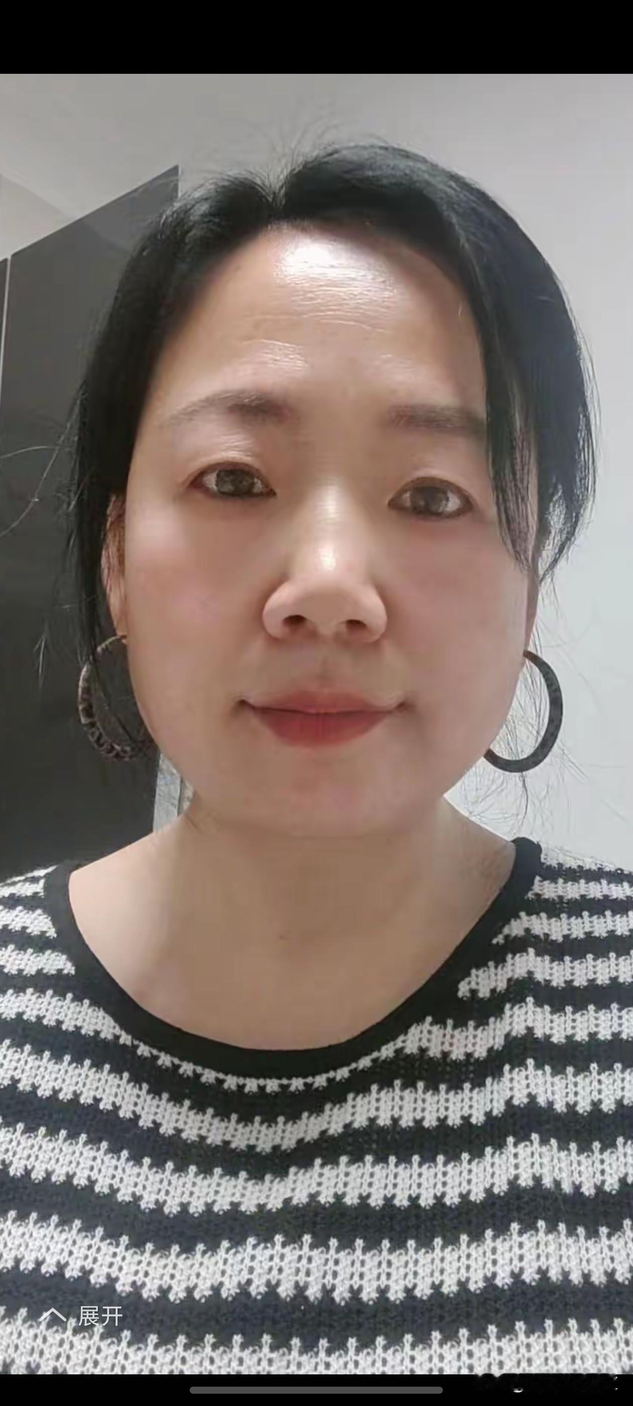 简单穿搭好看吗舒适美丽穿搭