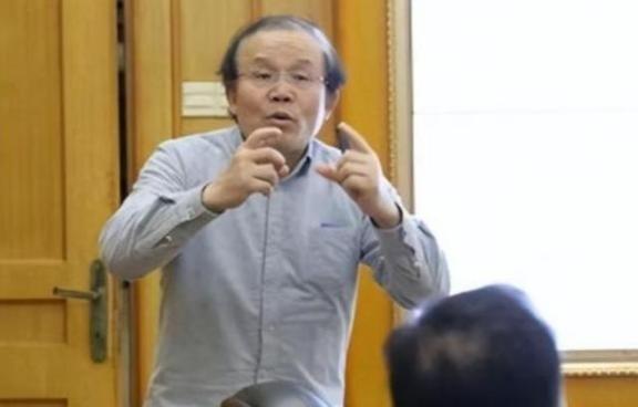 “日本731不对不存在，也没有侵华日军用华人做人体实验的事实，我们不能用民众情绪