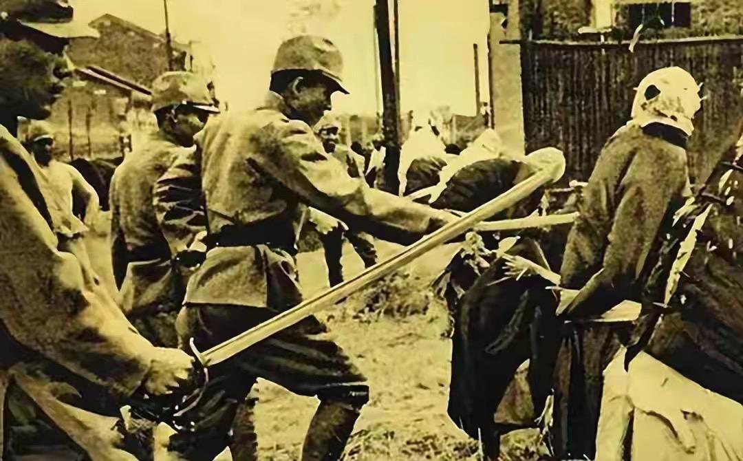 日本右翼为什么拒绝承认，只有真正反思历史才是日本唯一的出路？因为会动摇整个日