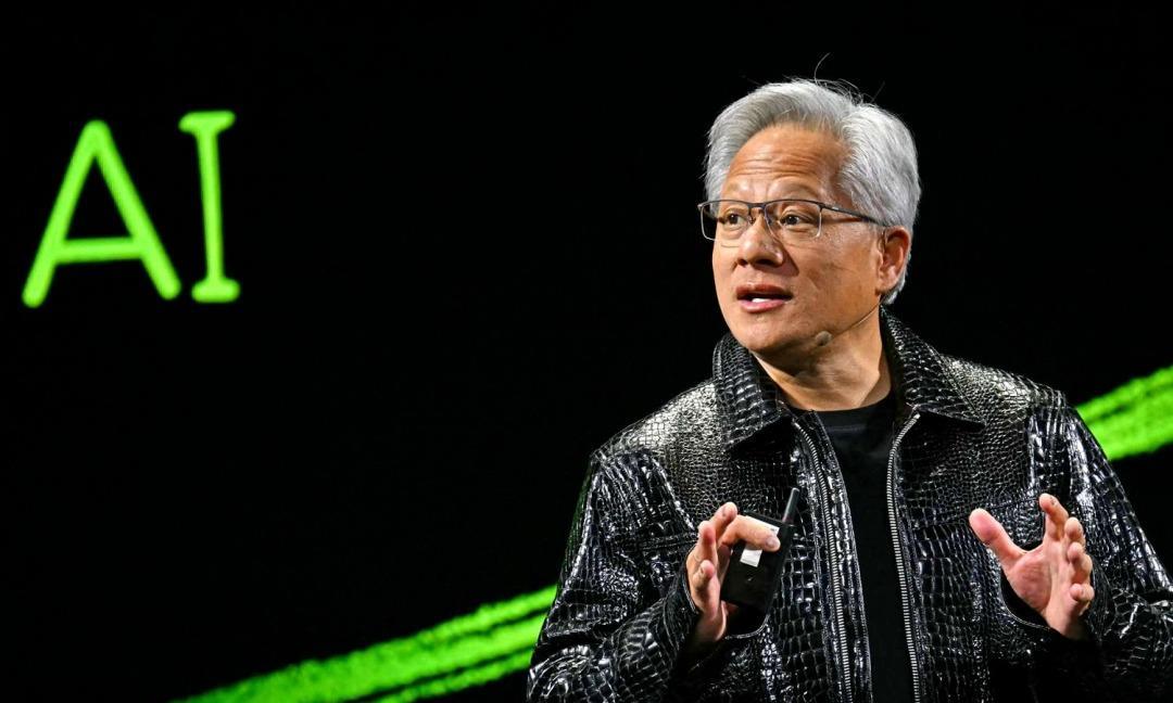 英伟达CEO黄仁勋再次语出惊人！5月20日他接受采访时直言：“中国AI研究人员不