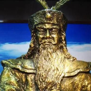 1075年，耶律洪基下令把萧观音遗体裹进草席，抛到萧家门口那一刻，宫中所有人都明