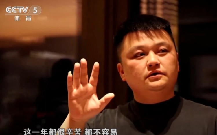 西海岸投资人: 邵佳一给我提的最后要求是“不要欠薪”