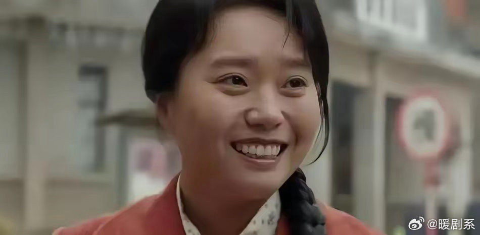 科班教不出这种演技。这三个女人，把国产剧的“假”撕了个粉碎。你看陈昊宇演公交车售