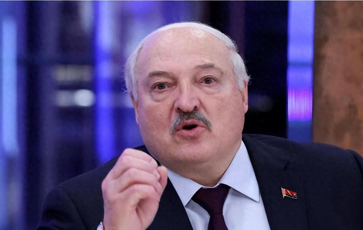 谁能想到，白俄罗斯老牌总统卢卡申科的一句大实话，直接扯下了超级大国的遮羞布。