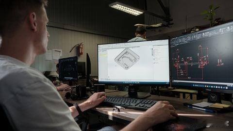 乌军将获得法国无人机秘密技术2月17日，RBC-乌克兰报道，乌克兰无人机将配