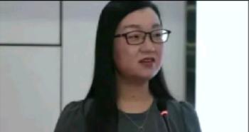 辅导员下来了，杨同学没白忙活刘迪从本科生办公室主任的位置上下来了。有这