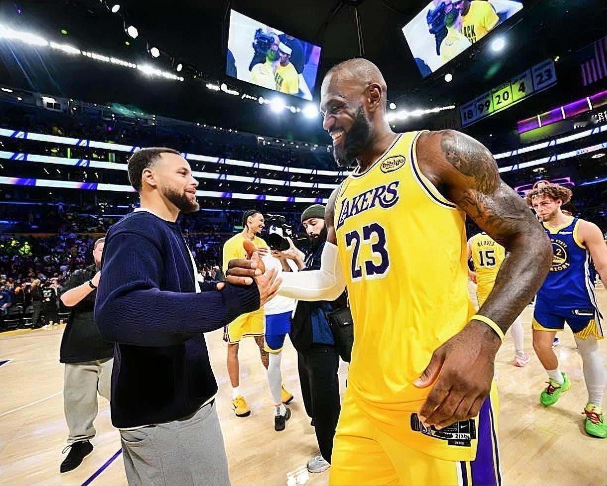 太可惜，勇士103-119惨败湖人，一战打出了这么3大事实！1、没有库里的