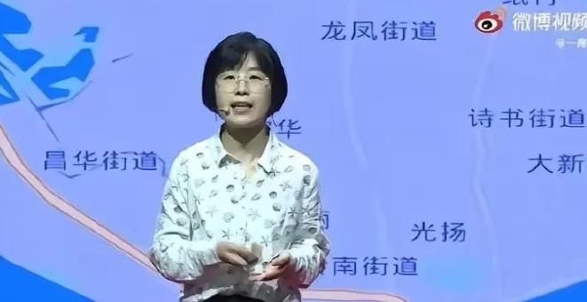 高校教授忽悠底层女性嫁黑人？中国女性和黑人谈恋爱，就是摆脱父权，追求自由。你敢信