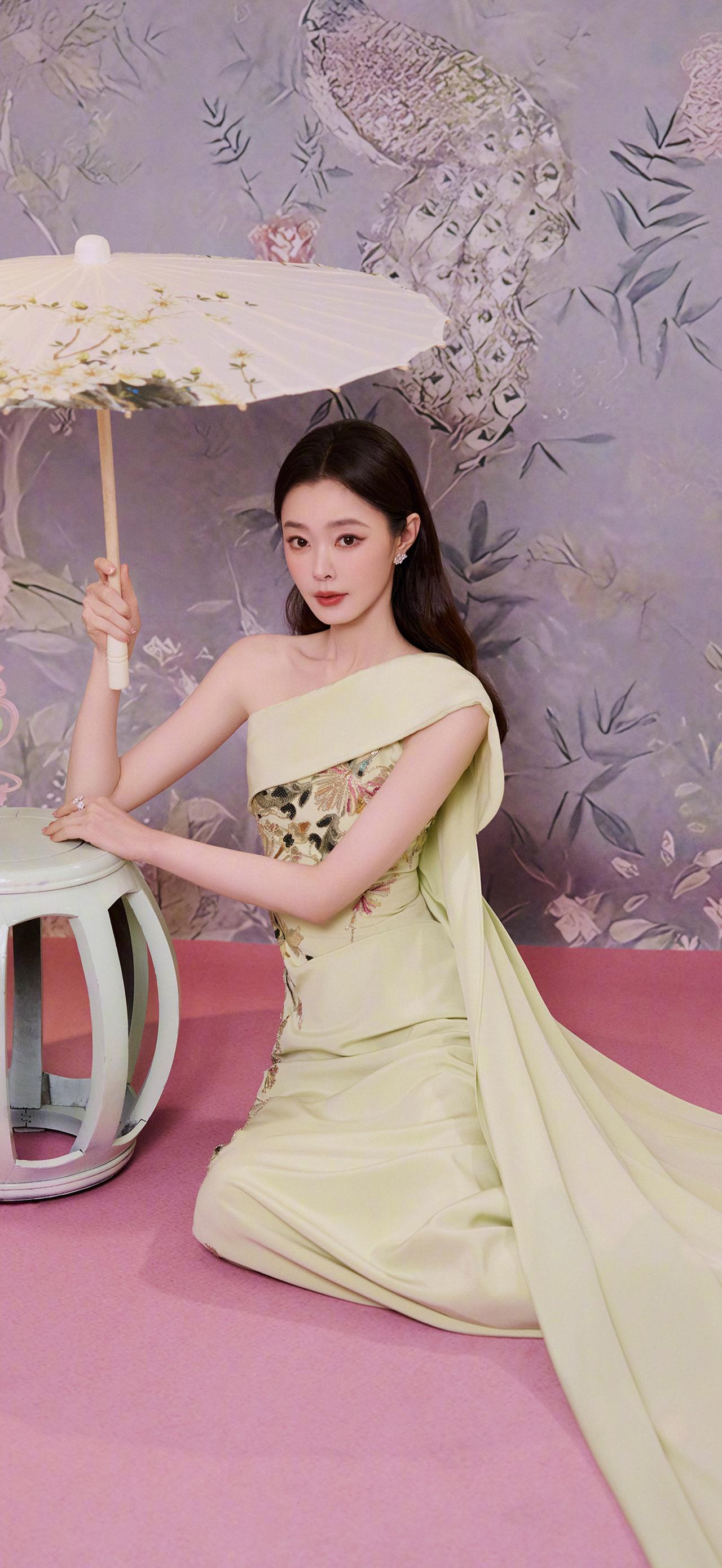 美女壁纸-第5783期-宋轶