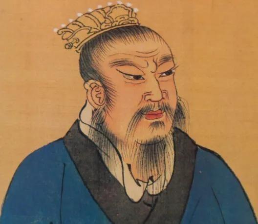 公元前202年，季布躲在周家的鸡棚里，外面是刘邦派来捉拿他的官兵，脚步声清晰可闻