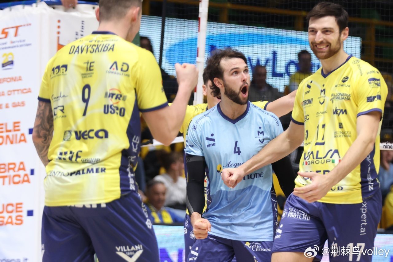 【意超男排】常规赛第6轮，摩德纳3-0横扫帕多瓦赢赛季第三胜（25-2225-
