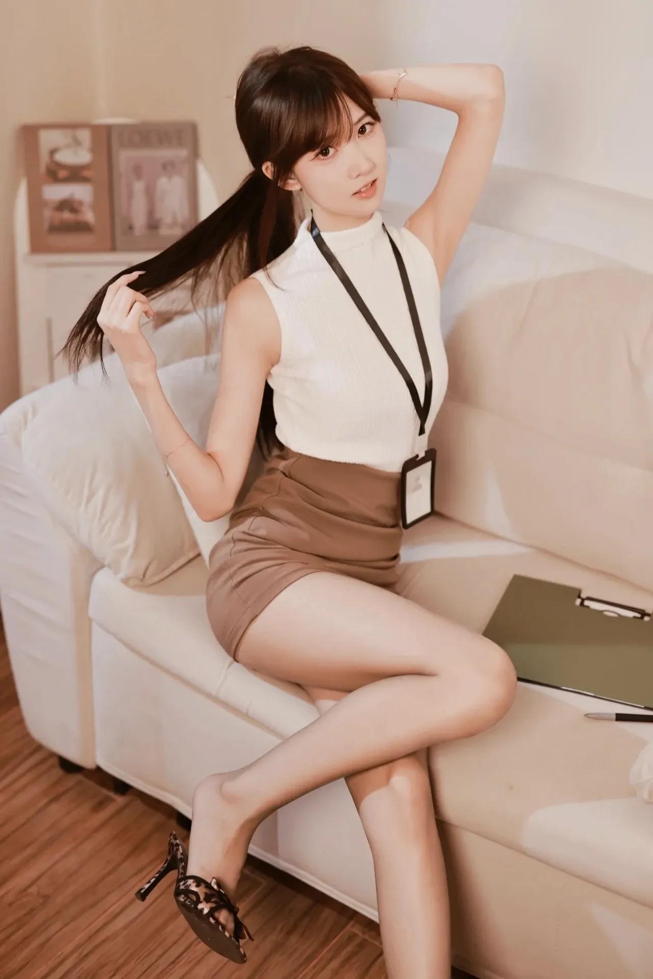 又是愉快的一天真正的美女到底长什么样