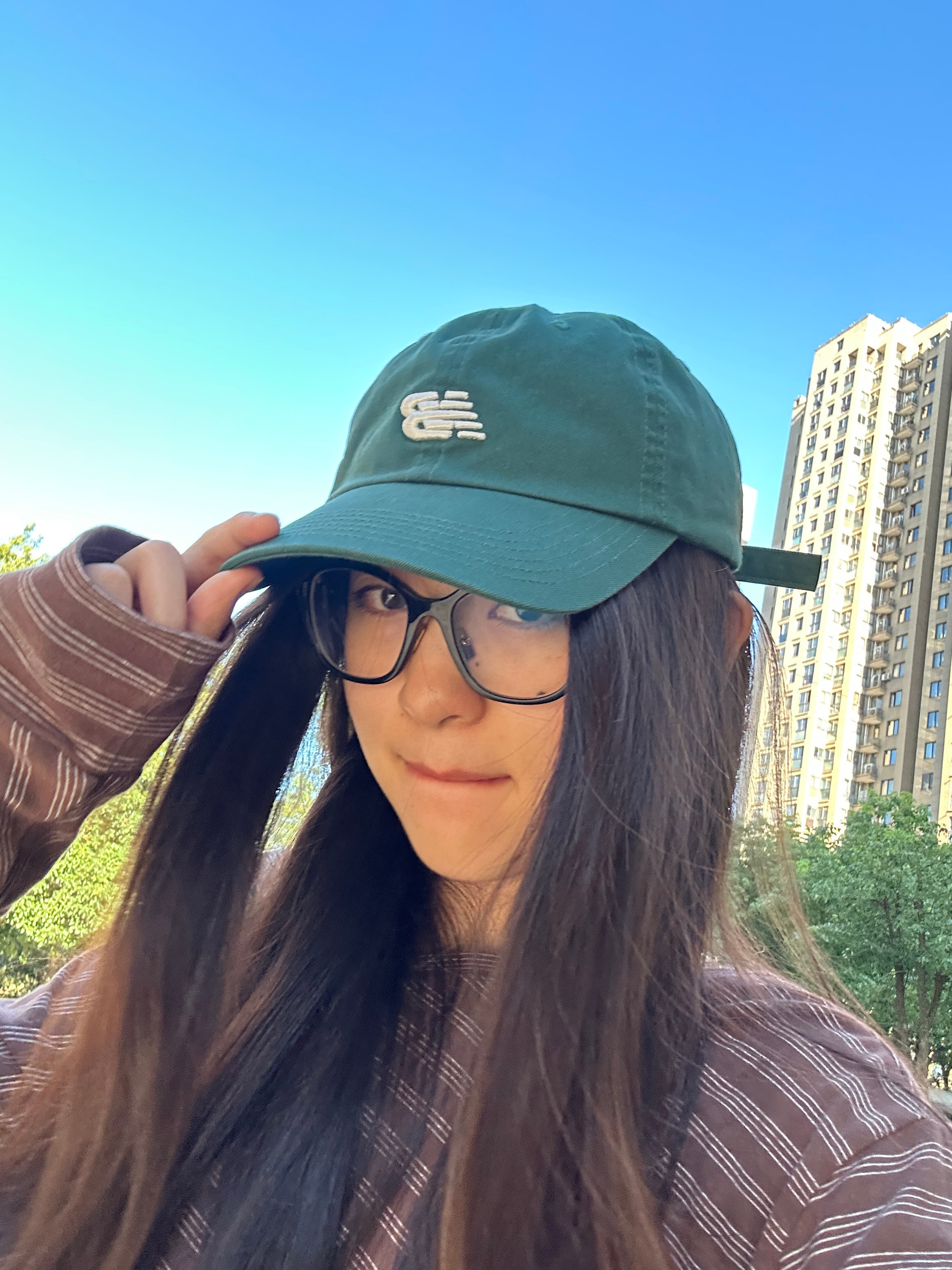 虽然热但好在能看到动漫里的天空
