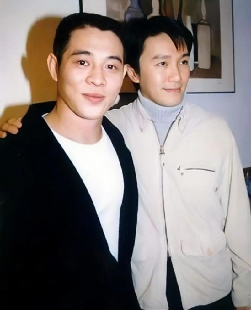问：哪个姓氏没有出过明星？按百家姓缕缕，貌似有点难度：1，“赵”姓明星：赵