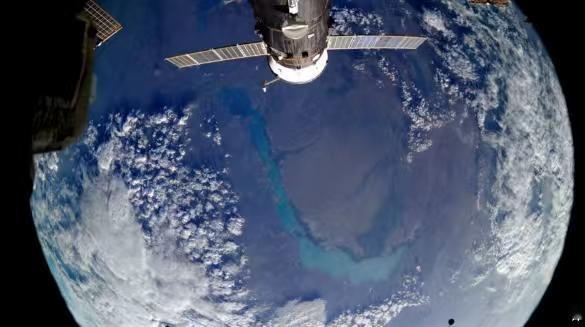 美国对中俄太空力量感到惧怕！俄罗斯新闻通讯社11月5日报道称，美国太空军发布