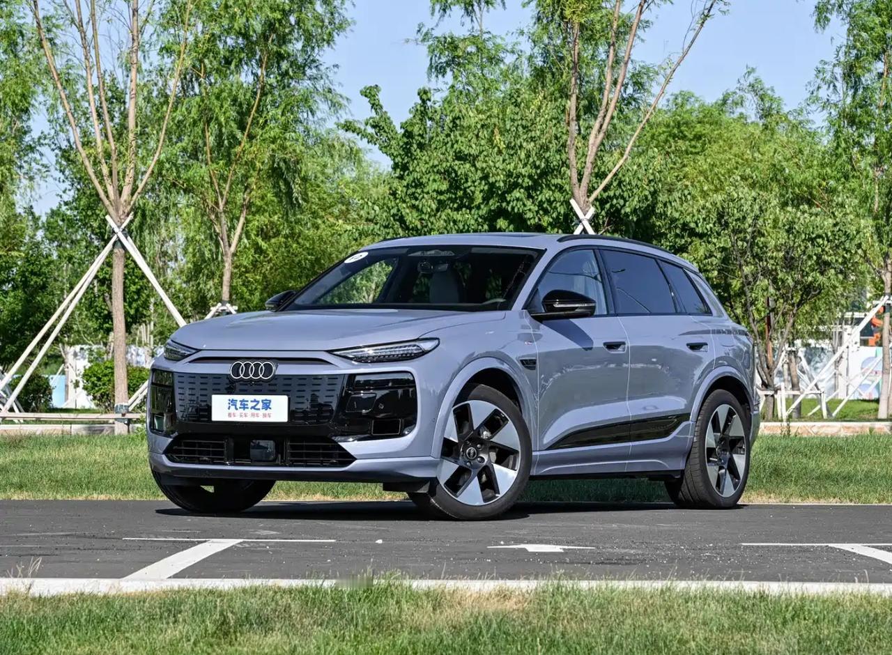 2026款奥迪Q6LSportbacke-tron：40万级豪华纯电SUV真