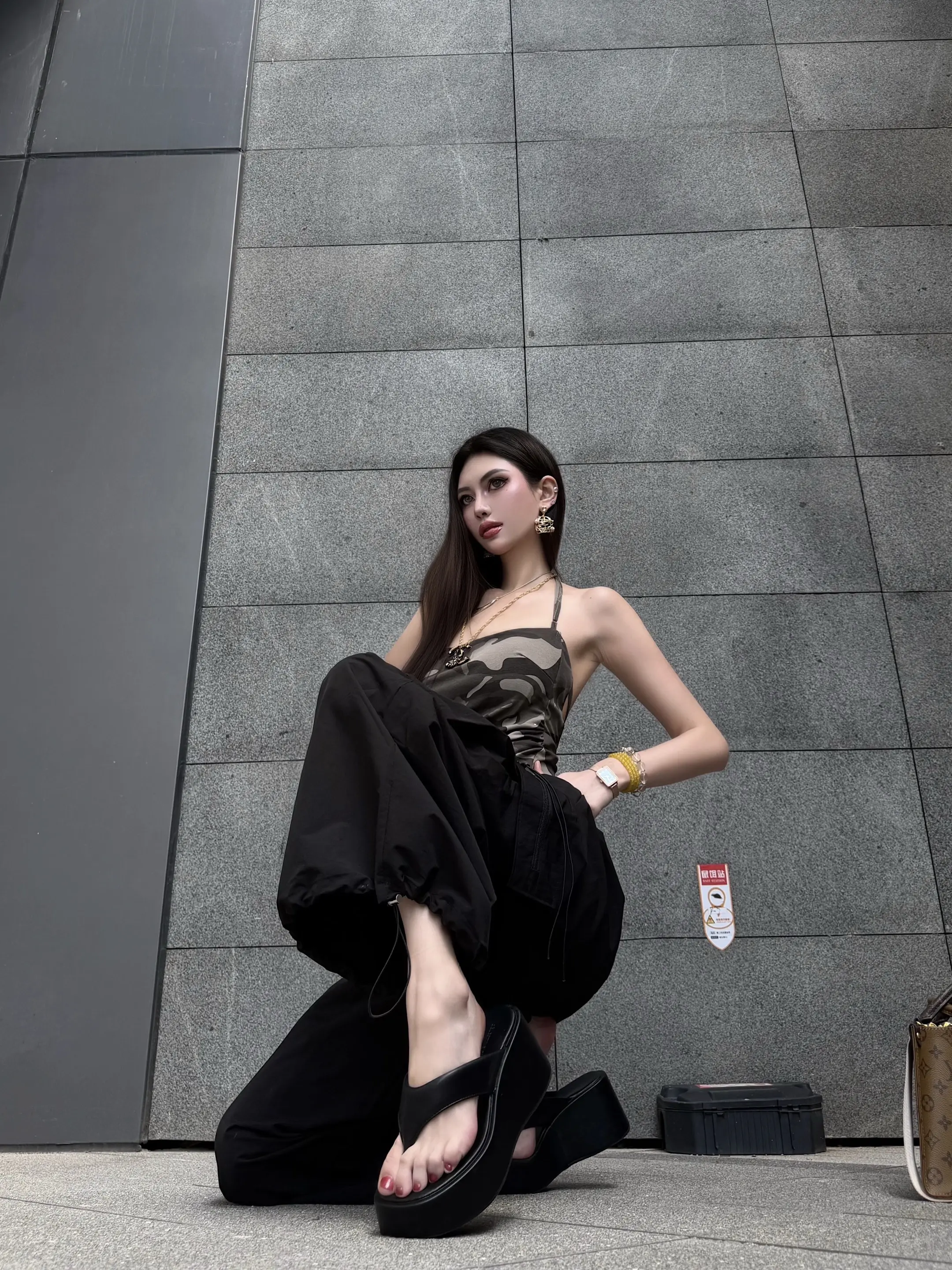 特种辣妹。