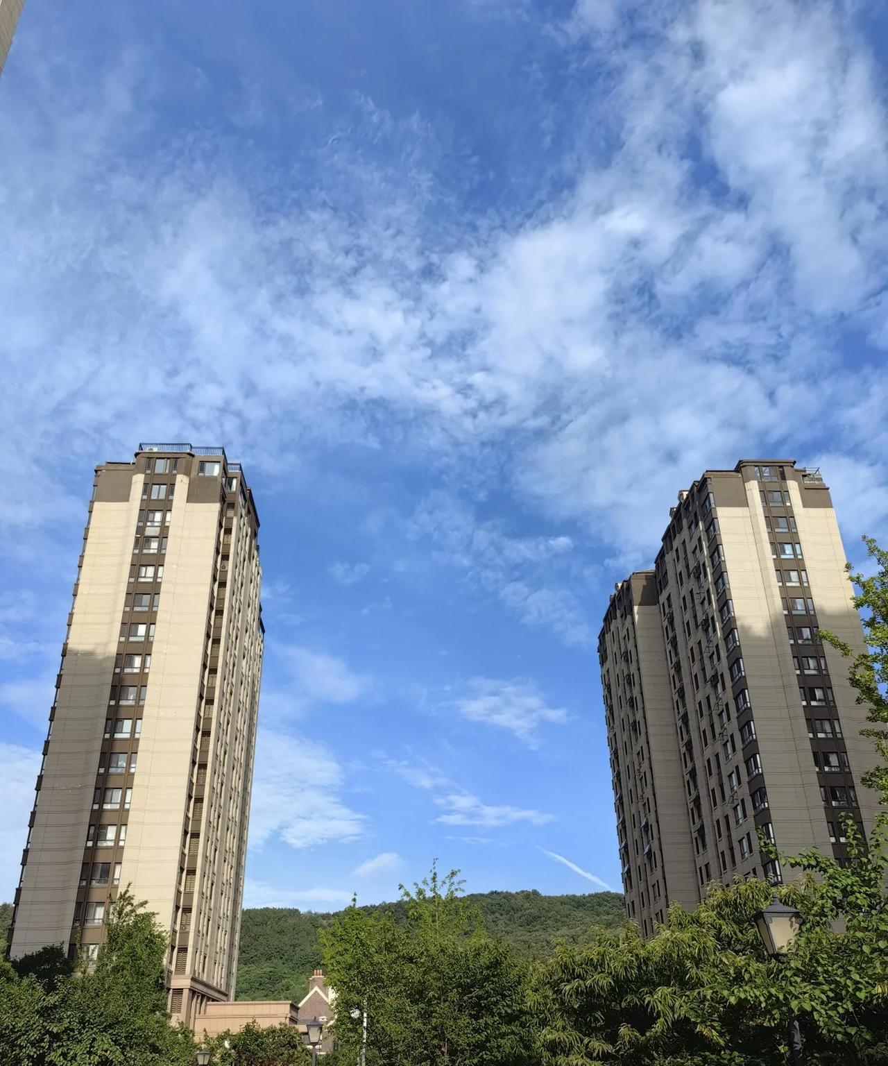 退休后的我鼠目寸光、胸无大志，没有一点高大上的兴趣，爱好只有两点：二是买菜做饭